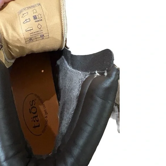 Taos Capstone tobacco colored boots - Picture 6 of 6